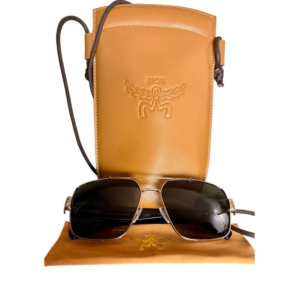 NEW MCM Unisex Aviator Sunglasses w/ Leather Side Pouch - Picture 1 of 8
